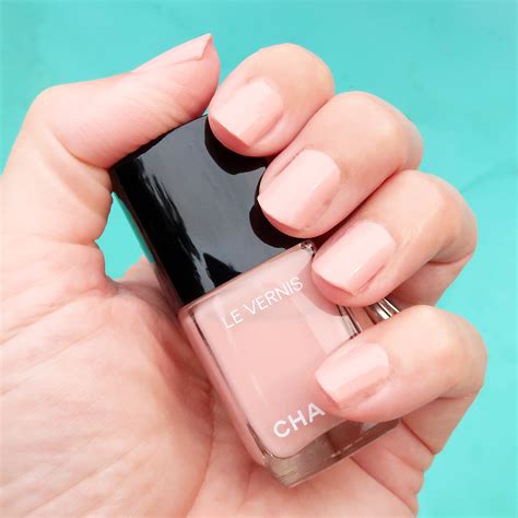 égérie chanel|most popular chanel nail polish.